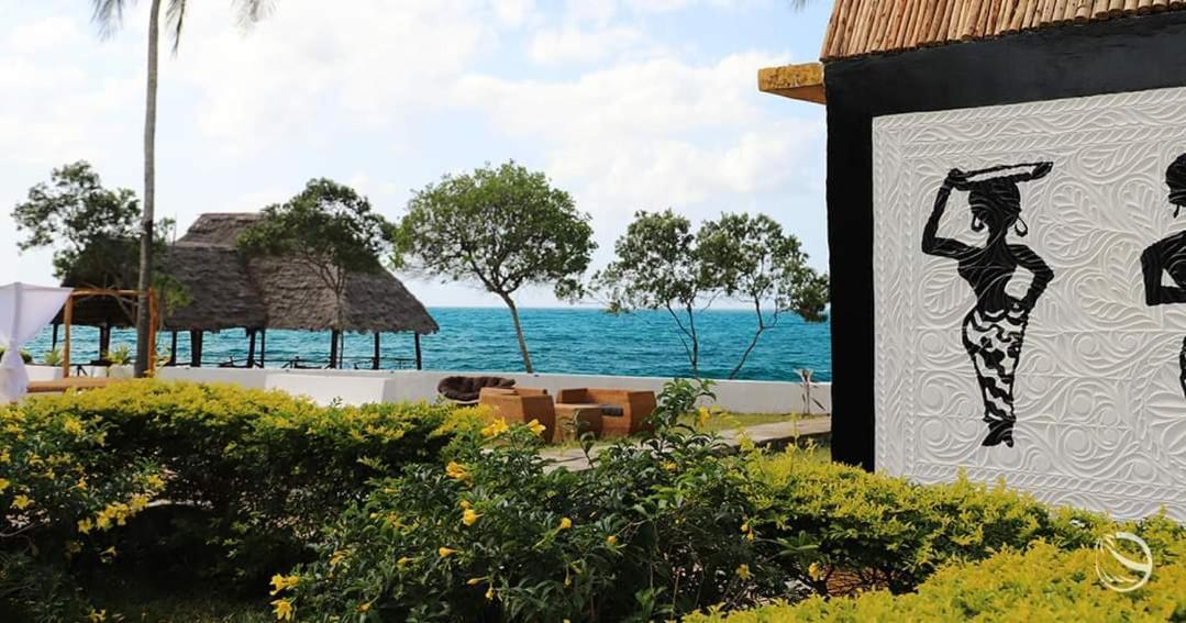 Hotel Ivory Ocean View Marumbi Exterior foto
